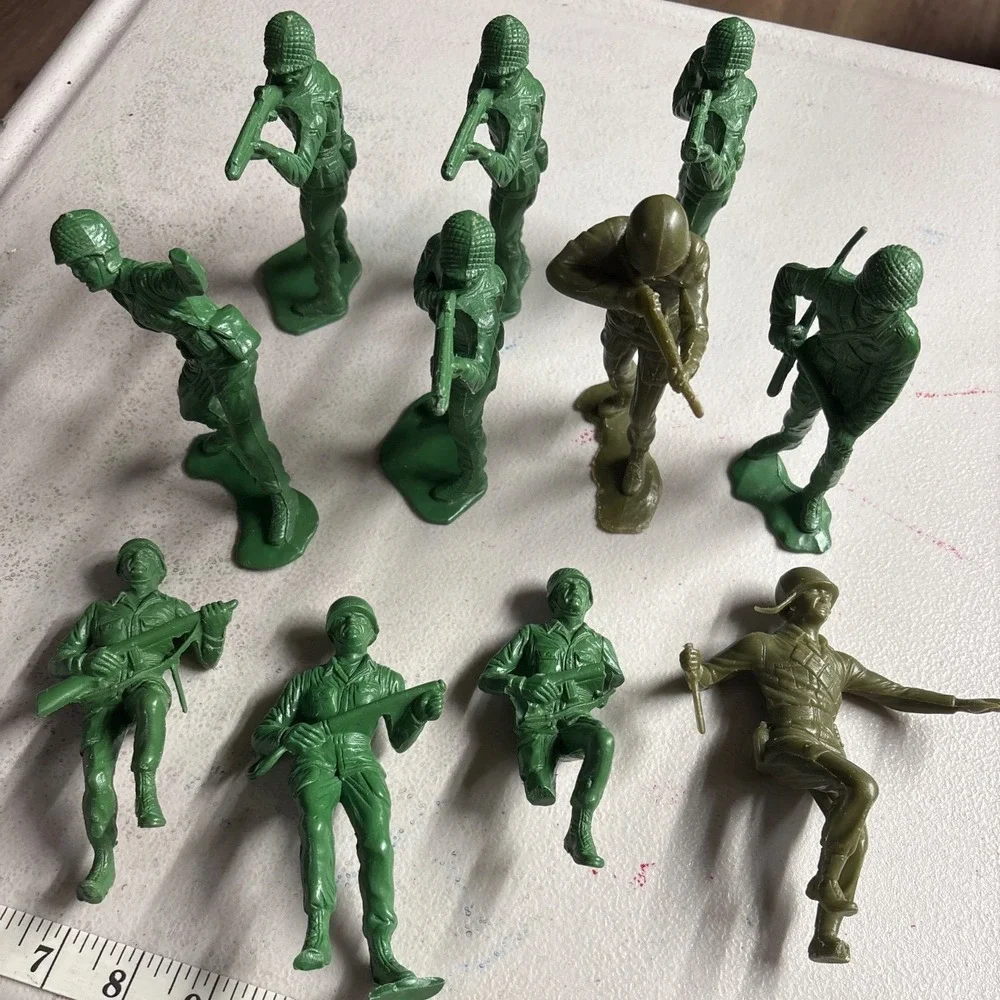 Vintage Green Plastic Toy Soldiers‎ Set Of 11 Army Figures 5